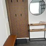 Lv Apartment *